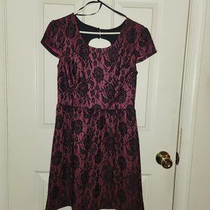Sweet Storm Size Medium Short Pink & Black Floral Dress